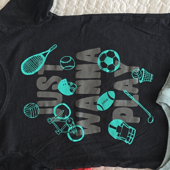 Toddler boy tshirt bundle - Picture 3 of 8